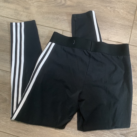 adidas essential 3-stripe leggings size M - Picture 8 of 8